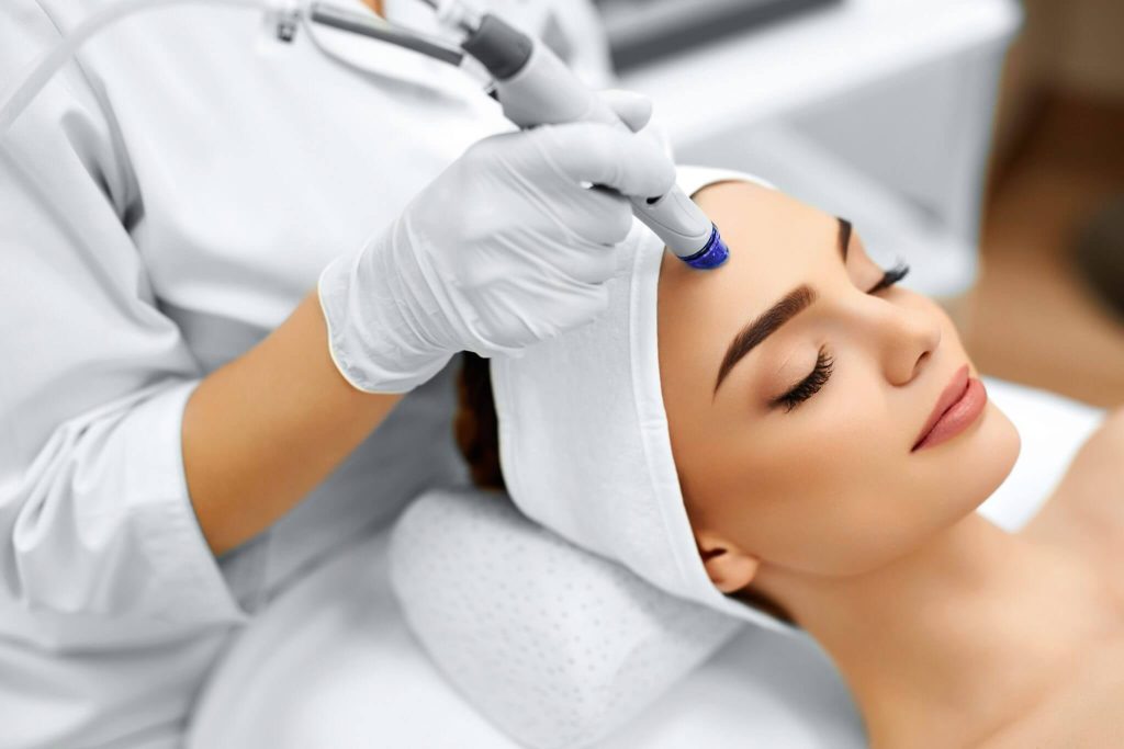 How to Choose the Right Aesthetic Clinic for Your Skin Needs